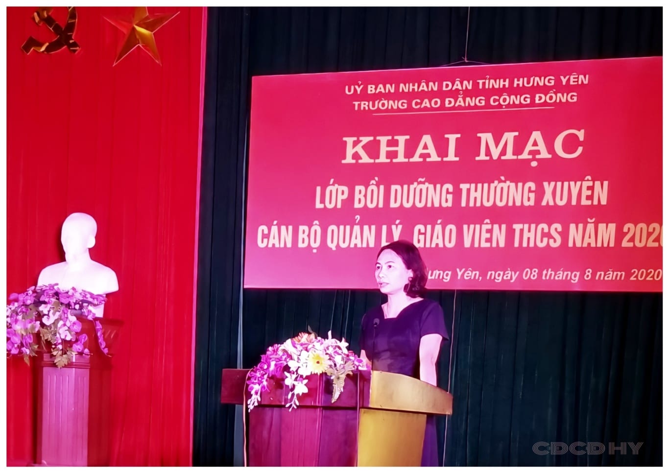 KHAI MẠC LỚP BỒI DƯỠNG THƯỜNG XUYÊN CÁN BỘ  QUẢN LÝ, GIÁO VIÊN THCS NĂM 2020