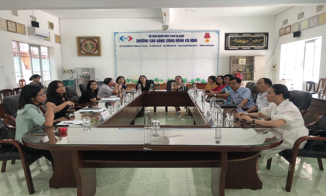 Trường Cao đẳng Cộng đồng Hưng Yên đến thăm, giao lưu, chia sẻ kinh nghiệm với Trường Cao đẳng Cộng đồng Cà Mau